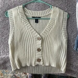 Cuuuute crop crochet top